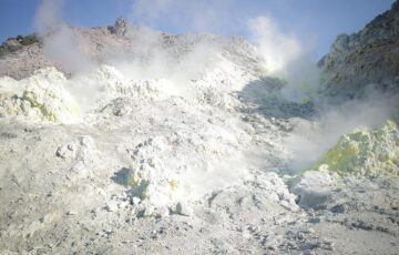 硫黄山